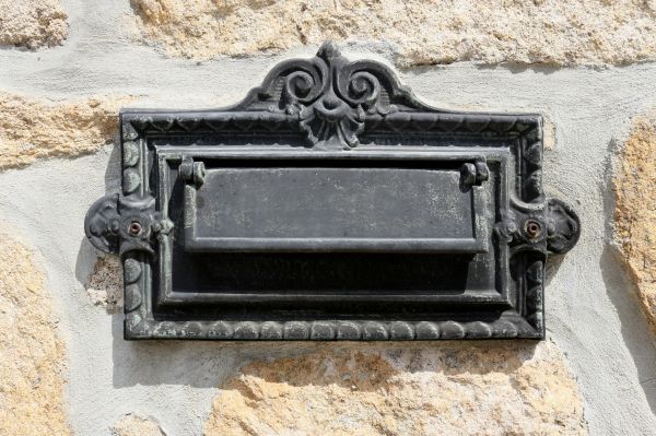 Stone Mailbox Installation in Ypsilanti